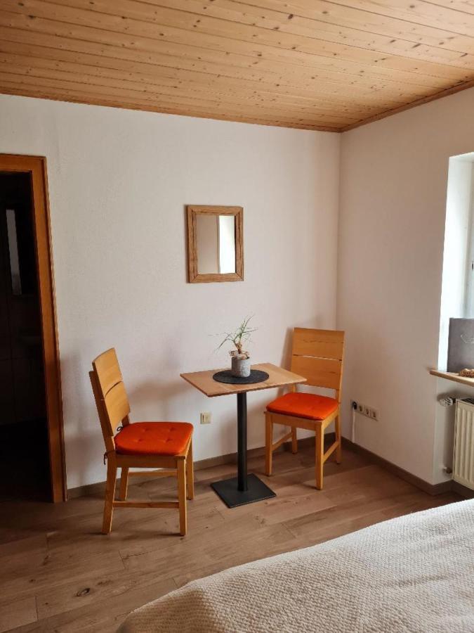 Gaestehaus Lehr Kinding Exteriör bild