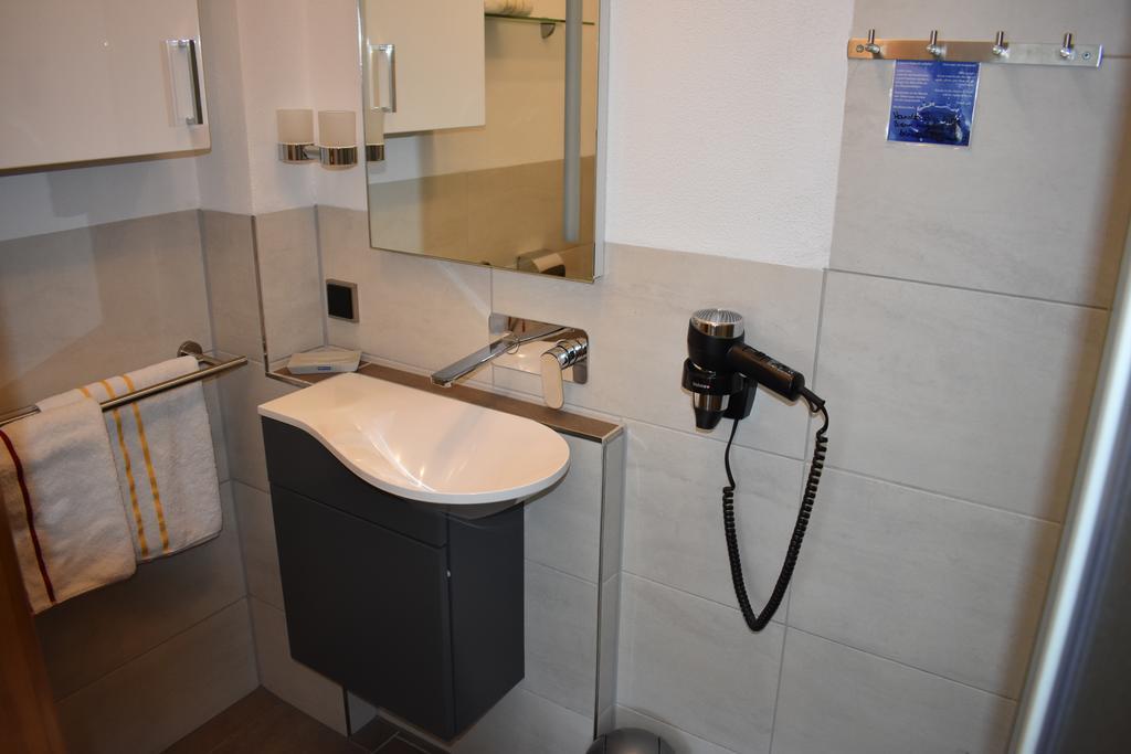 Gaestehaus Lehr Kinding Exteriör bild