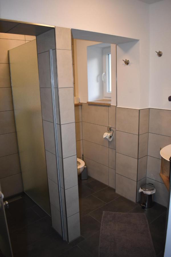 Gaestehaus Lehr Kinding Exteriör bild