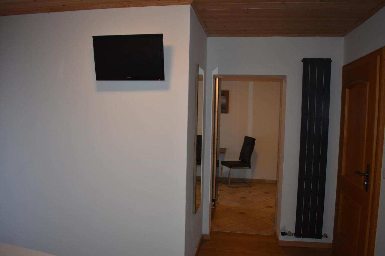 Gaestehaus Lehr Kinding Exteriör bild